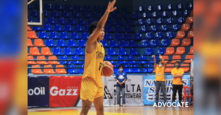 FEU tuluyang nilaglag ang UP, Tams pasok sa semis