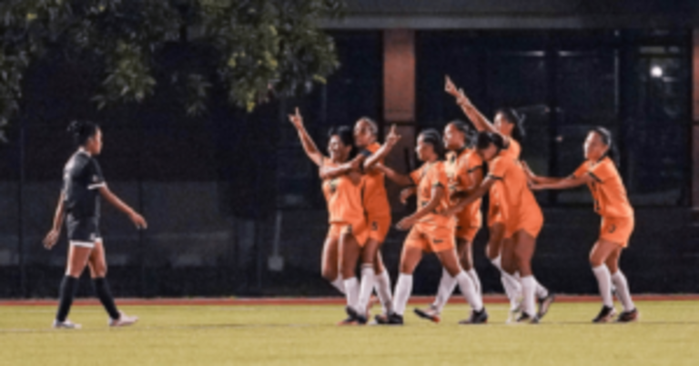 FEU leads UST scoreless in first-round meet