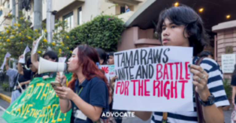FEU studes stage protest; slams enrollment, WRP snags